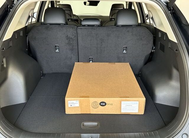 
								Kia Sportage full									