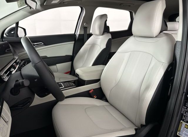 
								Kia Sportage full									
