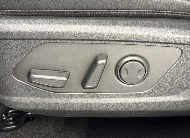 
								Kia Sportage full									