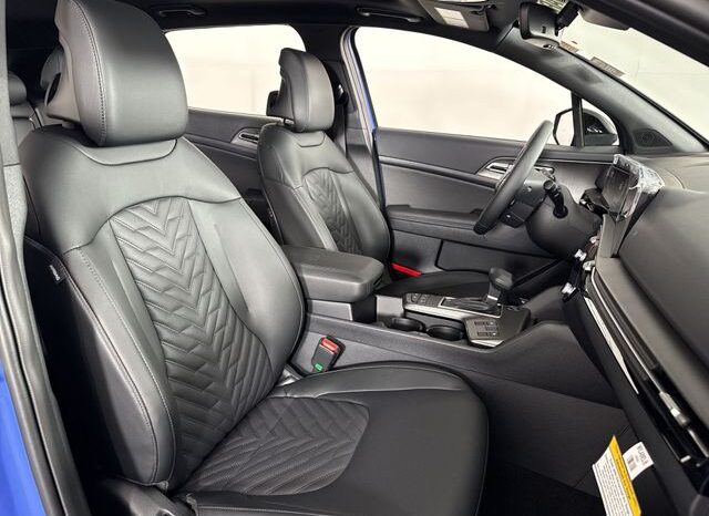 
								Kia Sportage full									
