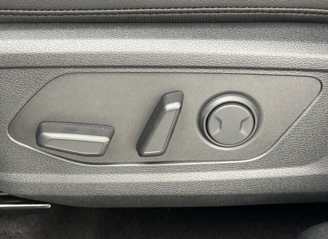 
								Kia Sportage full									