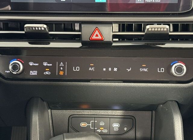 
								Kia Sportage full									