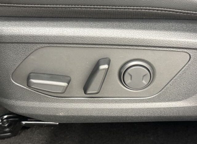 
								Kia Sportage full									