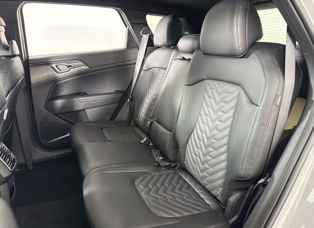 
								Kia Sportage full									