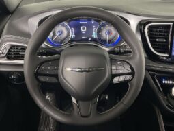 
 Chrysler Pacifica full									
