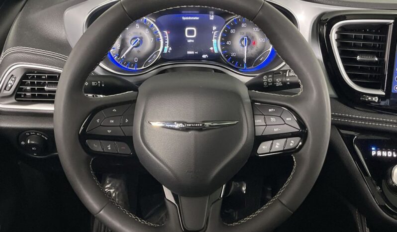 
 Chrysler Pacifica full									