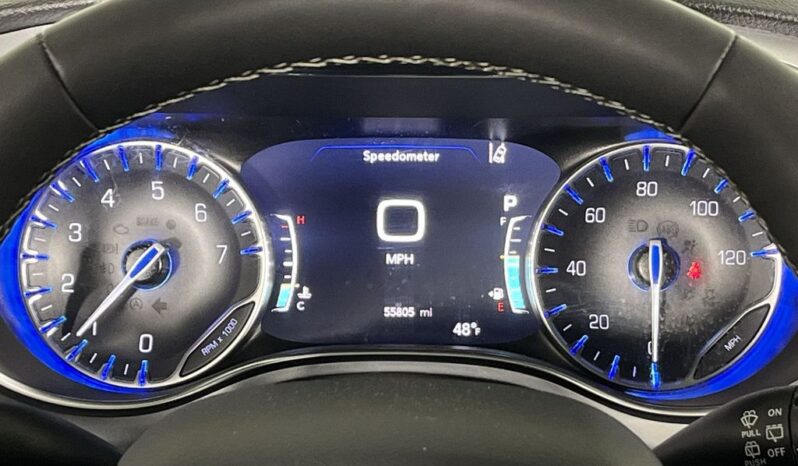 
 Chrysler Pacifica full									