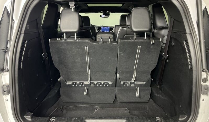 
 Chrysler Pacifica full									