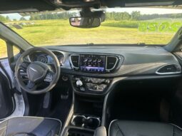 
 Chrysler Pacifica full									