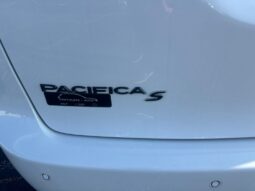 
 Chrysler Pacifica full									