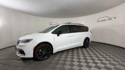 
 Chrysler Pacifica full									