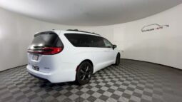 
 Chrysler Pacifica full									