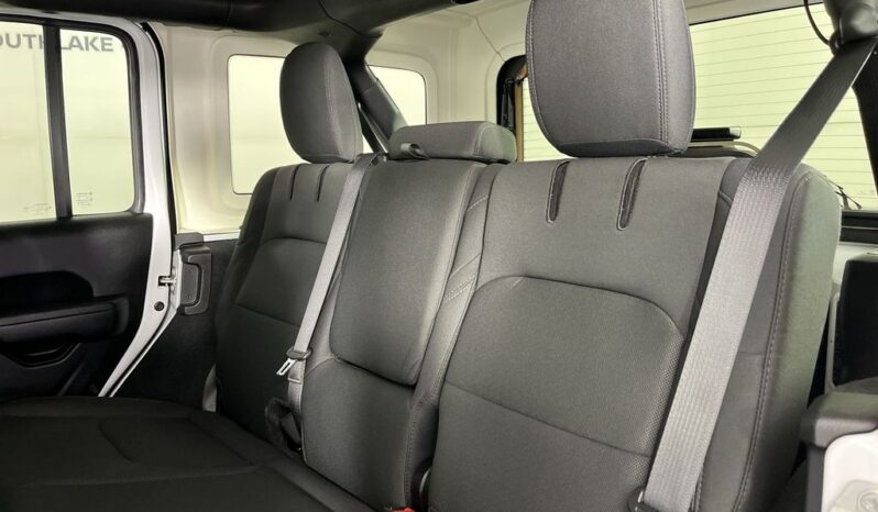 
 Jeep Wrangler full									