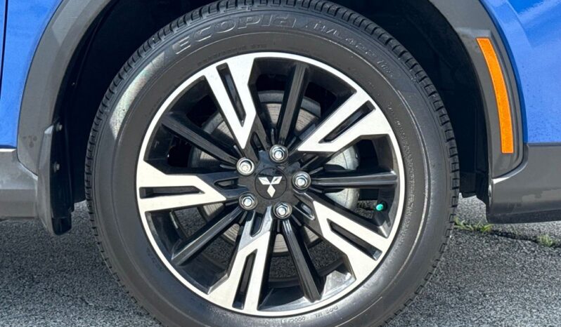 
 Mitsubishi Eclipse Cross full									