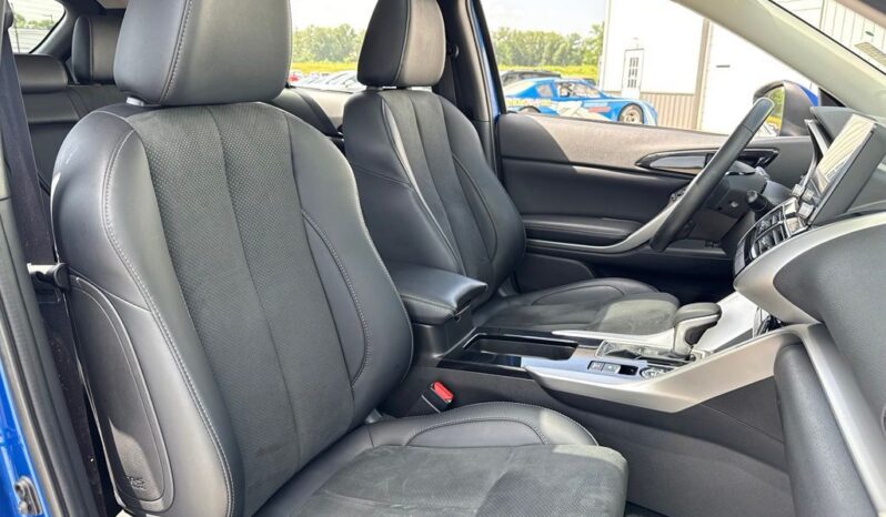 
 Mitsubishi Eclipse Cross full									