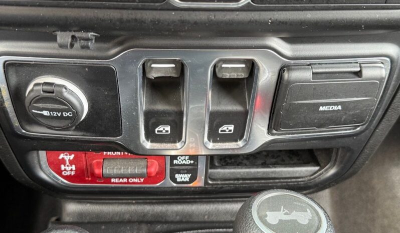 
 Jeep Wrangler full									