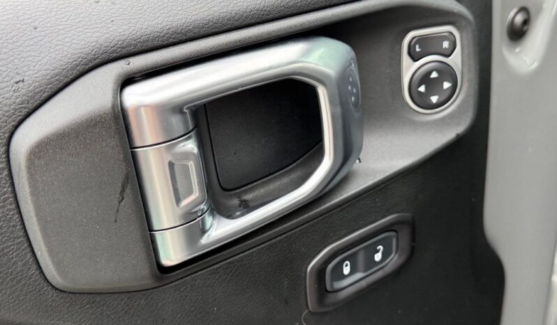 
 Jeep Wrangler full									
