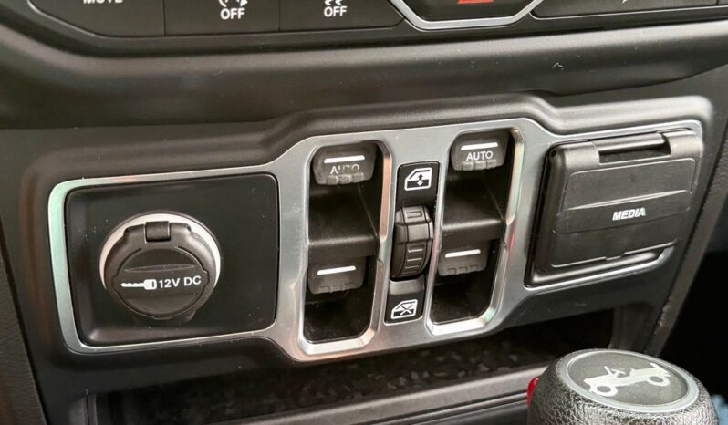 
 Jeep Wrangler full									