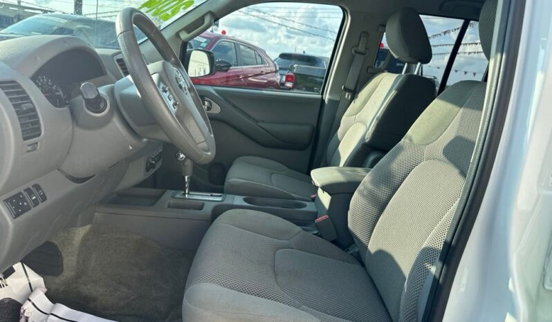 
 Nissan Frontier full									