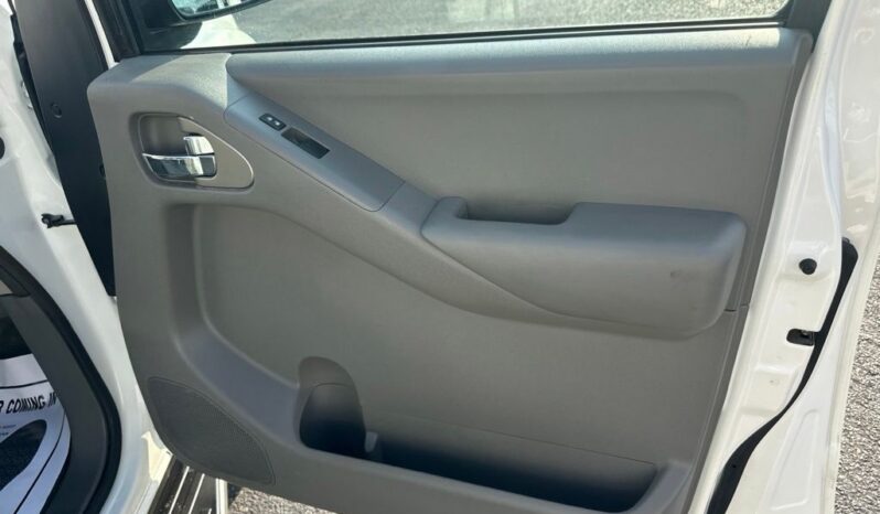 
 Nissan Frontier full									