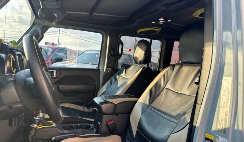 
 Jeep Wrangler full									