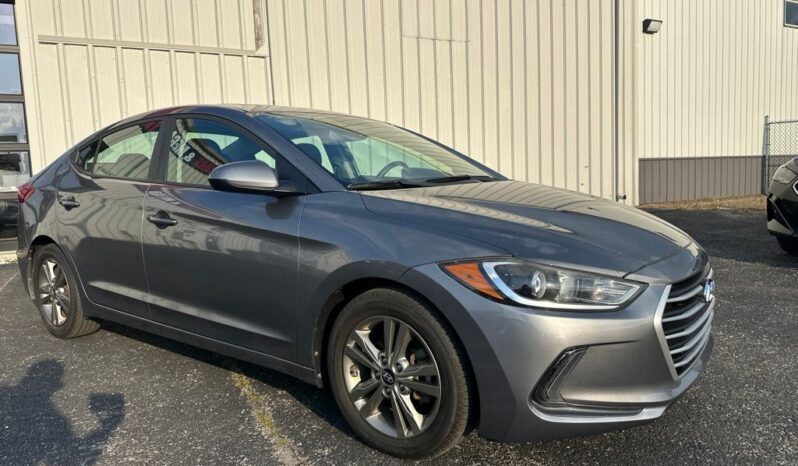 
 Hyundai Elantra full									
