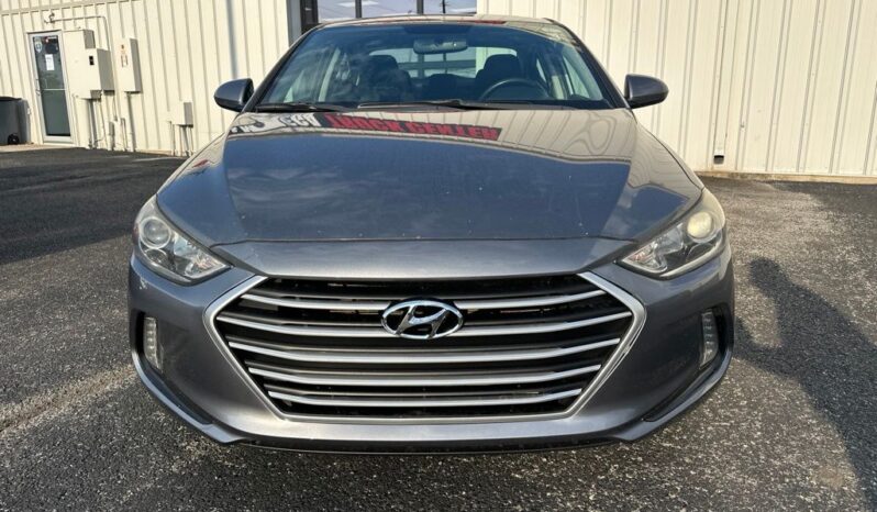 
 Hyundai Elantra full									