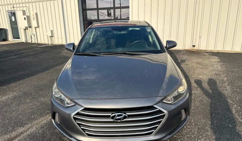 
 Hyundai Elantra full									