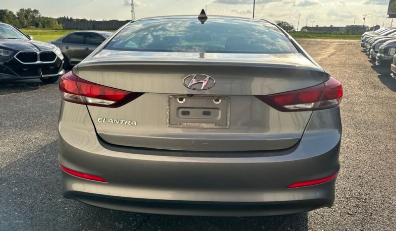 
 Hyundai Elantra full									