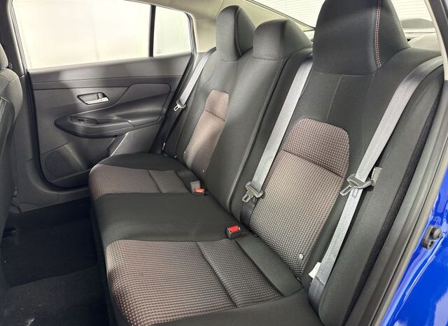 
								Nissan Sentra full									