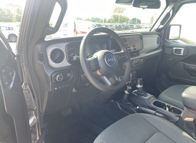 
								Jeep Wrangler full									
