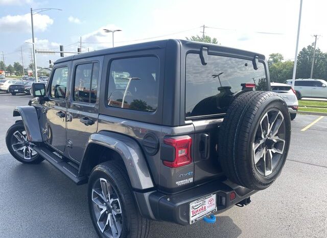 
								Jeep Wrangler full									