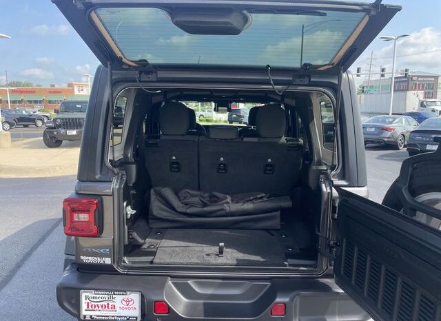 
								Jeep Wrangler full									