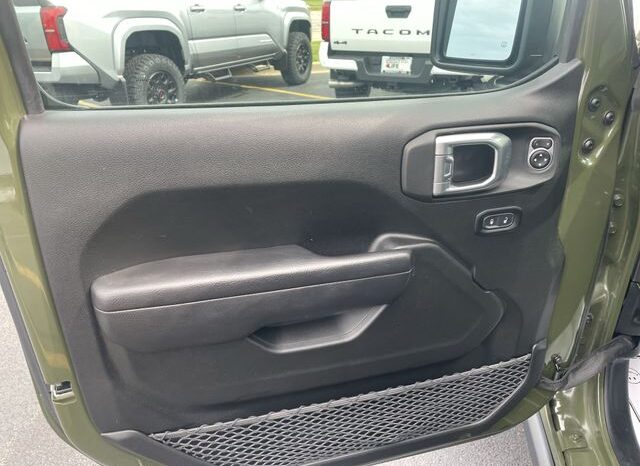 
 Jeep Wrangler full									