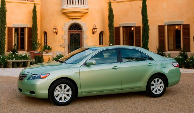 
 Toyota Camry full									