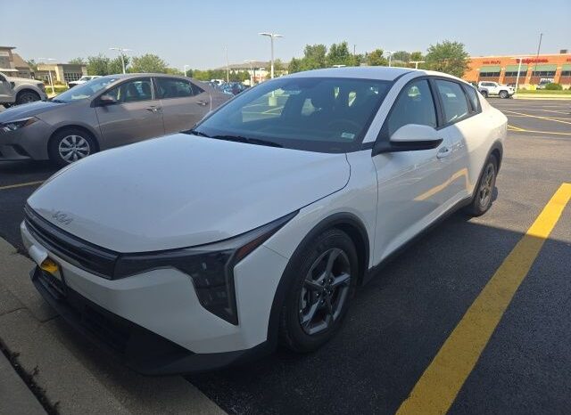 
 Kia K4 full									