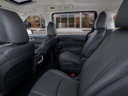 Kia Carnival full