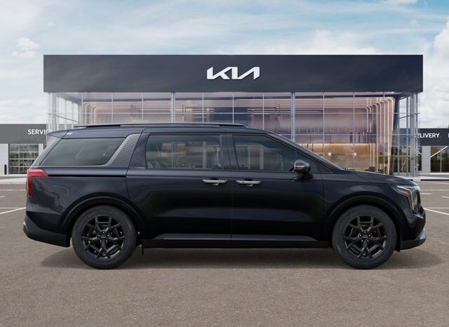 
 Kia Carnival Hybrid full									