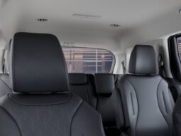 Kia Carnival full