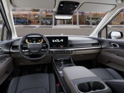 Kia Carnival full