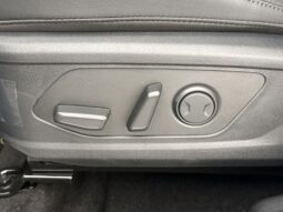 
										Kia Sportage Hybrid full									