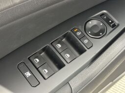 
										Kia Sportage Hybrid full									