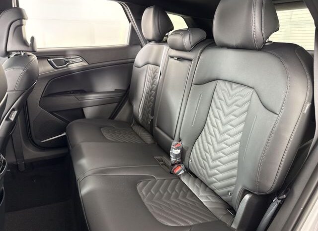 
								Kia Sportage Hybrid full									