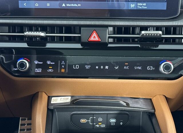 
 Kia Sportage Plug-In Hybrid full									