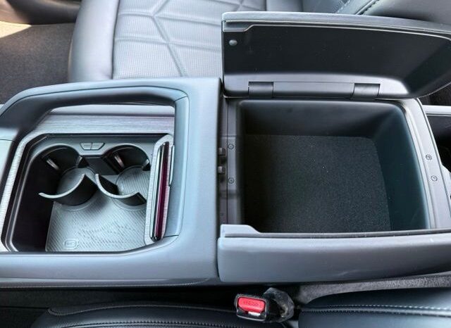 
 Kia Telluride full									