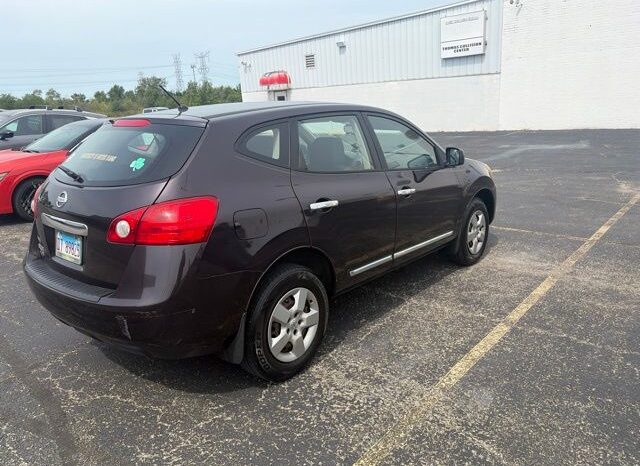 
 Nissan Rogue Select full									