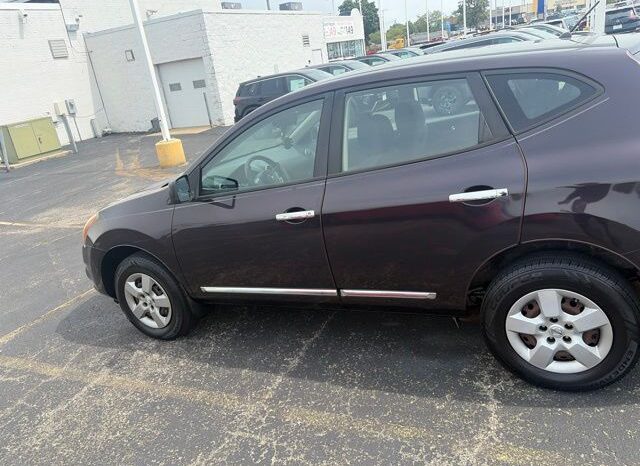
 Nissan Rogue Select full									