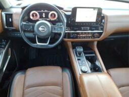 
										Nissan Pathfinder full									