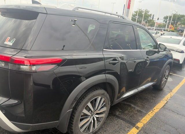 
 Nissan Pathfinder full									
