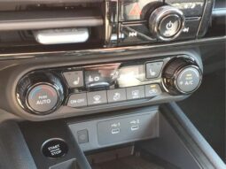 
										Nissan Kicks full									